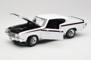 Buick GSX Vit American Muscle 1:18 AMM1322/06 Metall — bild 2 av 8