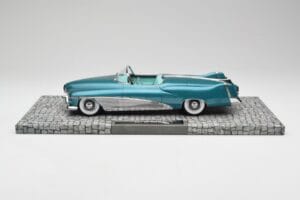 Buick Le Sabre Concept Turquoise Metallic Minichamps 1:18 107141232 Metall — bild 3 av 6