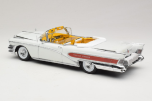 Buick Limited Wells Fargo Blå Sun Star 1:18 4821 Metall — bild 5 av 6