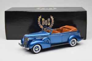 Buick Roadmaster 80-C Four Door Phaeton Blue Metallic BoS Models 1:18 BOS372 Resin — bild 6 av 6