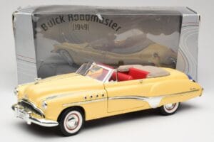 Buick Roadmaster Chrome Yellow Motormax 1:18 23124646-M17 Metall — bild 8 av 8