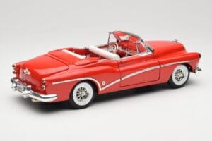 Buick Skylark Cabriolet Röd Motormax 1:18 73129 Metall — bild 3 av 8
