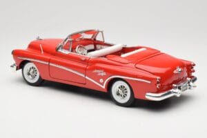 Buick Skylark Cabriolet Röd Motormax 1:18 73129 Metall — bild 7 av 8