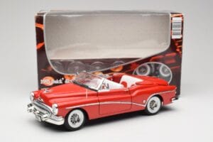 Buick Skylark Röd Motormax 1:18 411393-M1 Metall — bild 8 av 8