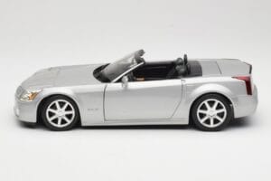 Cadillac XLR Cabrio Silver Hot Wheels 1:18 53838 Metall — bild 4 av 8