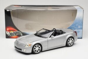 Cadillac XLR Cabrio Silver Hot Wheels 1:18 53838 Metall — bild 8 av 8