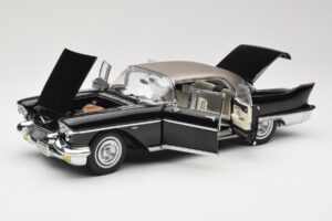 Cadillac Brougham Svart Sun Star 1:18 4001 Metall — bild 2 av 8