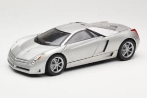 Cadillac Cien Silver Hot Wheels 1:18 57296 Metall