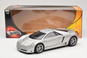 Cadillac Cien Silver Hot Wheels 1:18 57296 Metall — bild 8 av 8