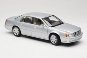 Cadillac DeVille DTS Maisto 1:18 56061 Metall — bild 6 av 8