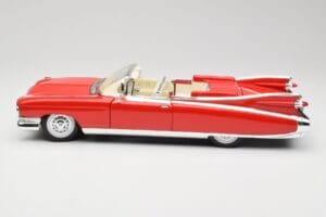 Cadillac Eldorado Biarritz Bolero Red Maisto 1:18 31813 Metall — bild 4 av 8