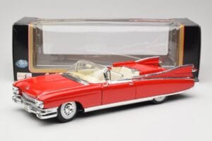 Cadillac Eldorado Biarritz Bolero Red Maisto 1:18 31813 Metall — bild 8 av 8