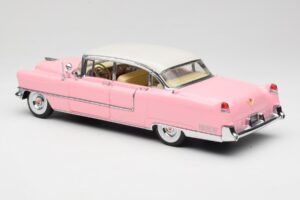 Cadillac Fleetwood Elvis Presley Rosa MRC 1:18 LIC1000 Metall — bild 7 av 8