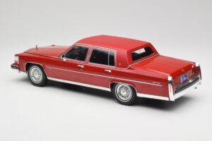Cadillac Fleetwood Brougham Mörkröd Metallic MCG 1:18 MCG18251 Metall — bild 4 av 6