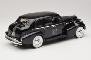 Cadillac Fleetwood Series 75 The Godfather Jada 1:18 91199 Metall — bild 2 av 6