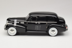 Cadillac Fleetwood Series 75 The Godfather Jada 1:18 91199 Metall — bild 3 av 6