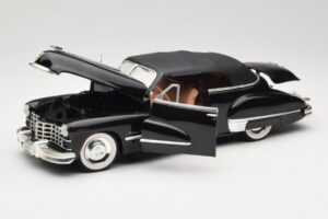 Cadillac Series 62 Svart Anson 1:18 30345 Metall — bild 2 av 8