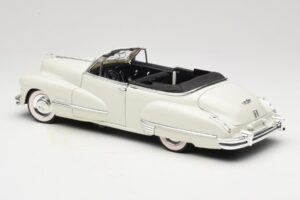 Cadillac Series 62 Cabriolet Vit Anson 1:18 30335 Metall — bild 7 av 8