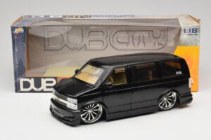 Chevrolet Astro Van Tuned Svart Jada 1:18 63122 Metall — bild 8 av 8