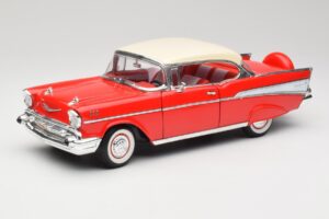 Chevrolet Bel Air Matador Röd & India Elfenben Road Legends 1:18 92109 Metall