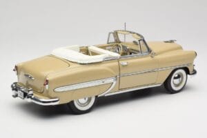 Chevrolet Bel Air Cabriolet Kräm Sun Star 1:18 1623 Metall — bild 3 av 8