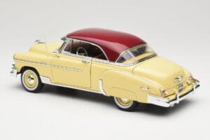 Chevrolet Bel Air Gul & Röd Motormax 1:18 73111 Metall — bild 7 av 8