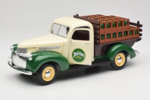 Chevrolet Brasseur Perrier Delivery Van Grön Solido 1:18 203243 Metall — bild 2 av 8
