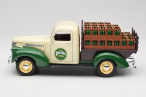 Chevrolet Brasseur Perrier Delivery Van Grön Solido 1:18 203243 Metall — bild 4 av 8