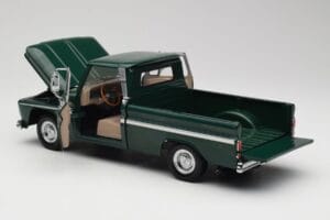 Chevrolet C-10 Grön Sun Star 1:18 1360 Metall — bild 5 av 8
