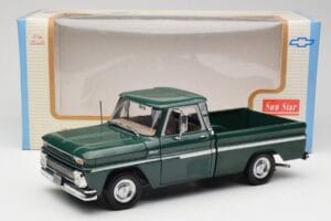 Chevrolet C-10 Grön Sun Star 1:18 1360 Metall — bild 8 av 8