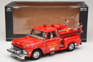 Chevrolet C-20 Fire Truck Sun Star 1:18 1383 Metall — bild 6 av 6