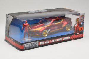 Chevrolet Camaro Iron Man Med Figur Metals Diecast 1:24 99724 Metall — bild 2 av 3