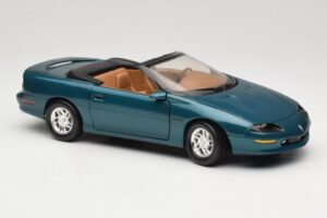 Chevrolet Camaro Z28 Cabriolet Grön American Muscle 1:18 7231D0 Metall — bild 6 av 8