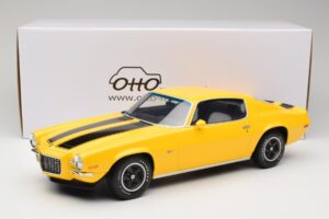Chevrolet Camaro Z28 RS Daytona Yellow Otto 1:12 G085 Resin — bild 6 av 6