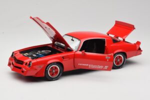 Chevrolet Camaro Z28 Yenko Turbo Z Röd GreenLight 1:18 12999 Metall — bild 2 av 8