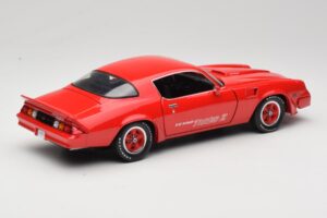 Chevrolet Camaro Z28 Yenko Turbo Z Röd GreenLight 1:18 12999 Metall — bild 3 av 8