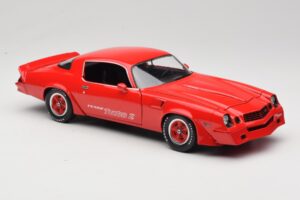 Chevrolet Camaro Z28 Yenko Turbo Z Röd GreenLight 1:18 12999 Metall — bild 6 av 8