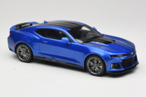 Chevrolet Camaro ZL1 Gen 6 Blå GT Spirit 1:18 GT177 Resin — bild 4 av 6