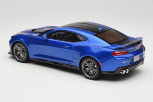 Chevrolet Camaro ZL1 Gen 6 Blå GT Spirit 1:18 GT177 Resin — bild 5 av 6