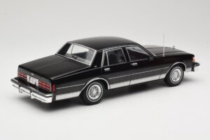 Chevrolet Caprice Svart MCG 1:18 MCG18113 Metall — bild 2 av 6
