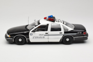 Chevrolet Caprice Glendale Polis UT Models 1:18 21026 Metall — bild 4 av 8
