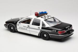 Chevrolet Caprice Glendale Polis UT Models 1:18 21026 Metall — bild 7 av 8
