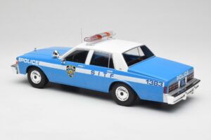 Chevrolet Caprice NYPD Polisbil MCG 1:18 MCG18360 Metall — bild 5 av 6