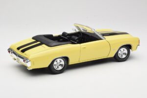 Chevrolet Chevelle SS 454 Gul Maisto 1:18 531890 Metall — bild 3 av 8