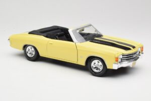 Chevrolet Chevelle SS 454 Gul Maisto 1:18 531890 Metall — bild 6 av 8
