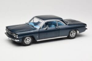Chevrolet Corvair Mörkblå Sun Star 1:18 1482 Metall