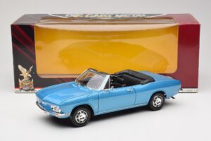Chevrolet Corvair Monza Cabriolet Blå Road Signature 1:18 92498 Metall — bild 8 av 8