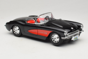 Chevrolet Corvette C1 Svart & Röd Bburago 1:18 3034-M1 Metall — bild 6 av 8