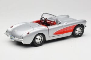 Chevrolet Corvette C1 Silver Bburago 1:18 3034 Metall — bild 3 av 8