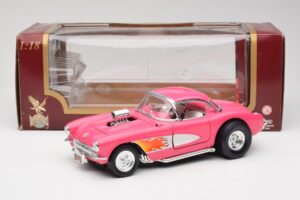 Chevrolet Corvette C1 Gasser Rosa Road Legends 1:18 92019-R1 Metall — bild 8 av 8